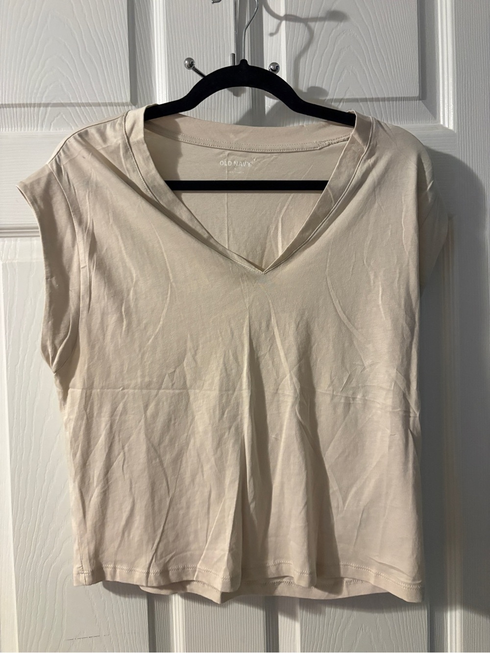 Old Navy Women's Cream V-Neck Tank Top